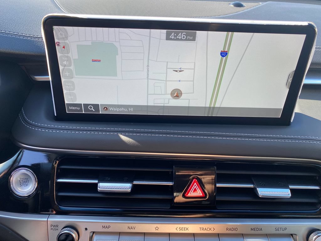 Certified 2025 Genesis G70 2.5T RWD image 34