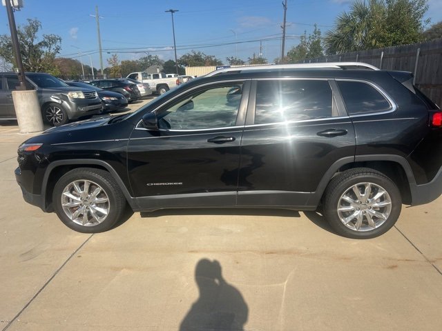 Used 2015 Jeep Cherokee Limited image 10