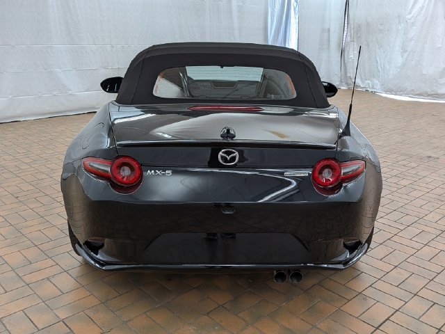 New 2026 MAZDA MX-5 Miata Club w/ Appearance Package RWD image 6