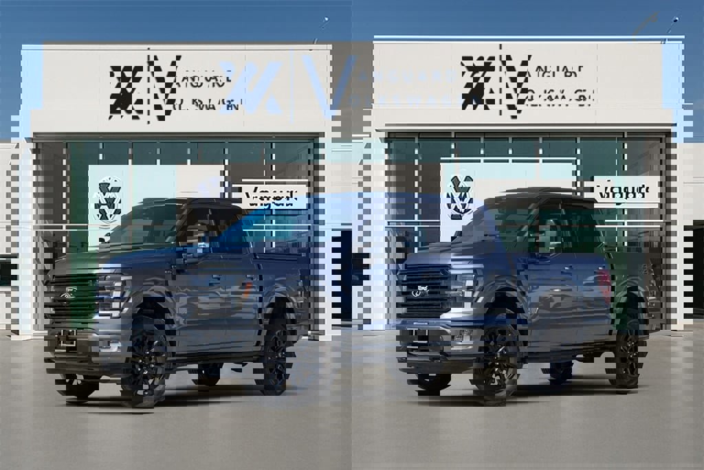 Used 2024 Ford F150 Platinum image 1