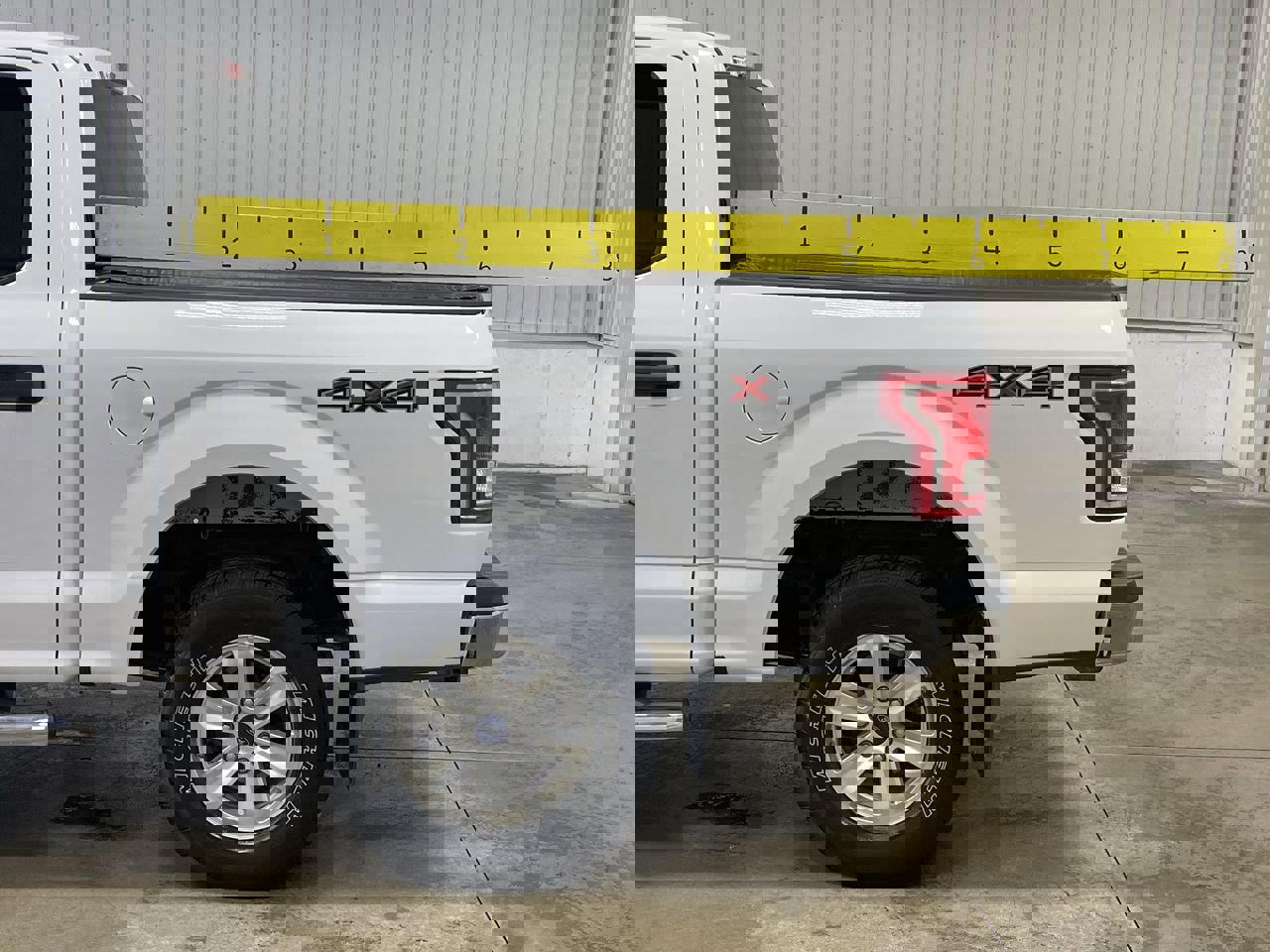 Used 2015 Ford F150 XLT image 7