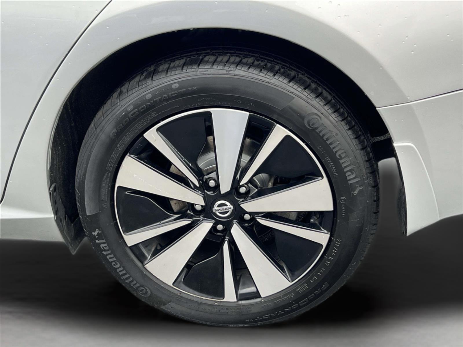 Certified 2021 Nissan Altima 2.5 SV w/ SV Premium Package image 12