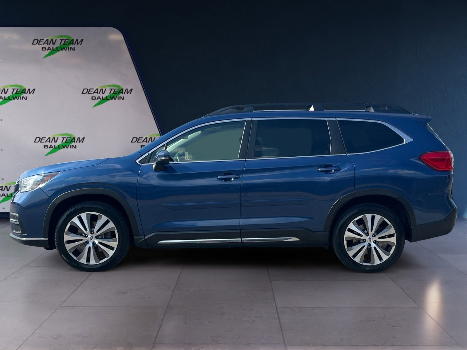 Used 2022 Subaru Ascent Limited w/ Technology Package image 5