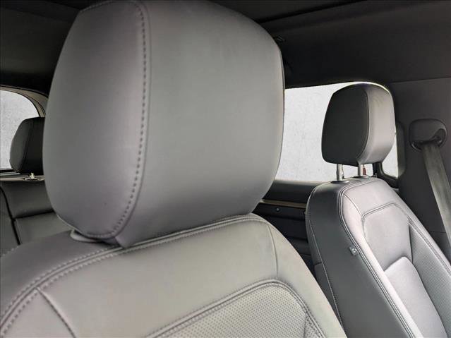 Used 2025 Land Rover Defender 110 S image 15