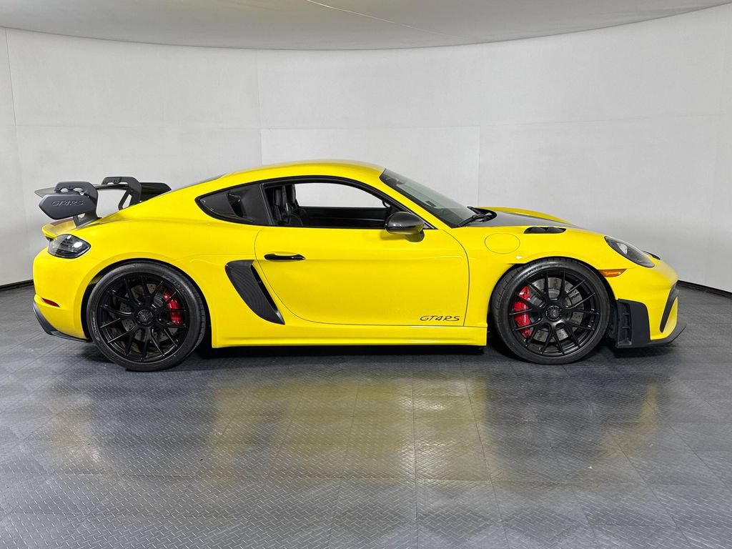 Certified 2024 Porsche 718 Cayman GT4 RS RWD image 8