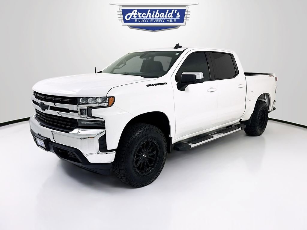 Used 2020 Chevrolet Silverado 1500 LT AWD/4WD image 3