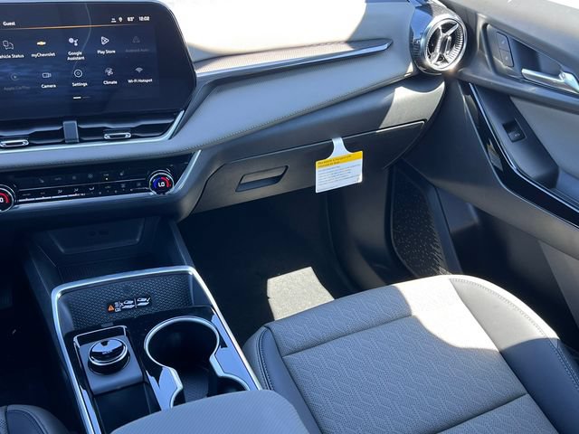New 2026 Chevrolet Equinox LT w/ Convenience Package II FWD image 27