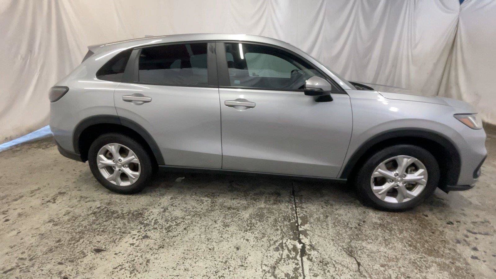 Certified 2024 Honda HR-V LX image 5