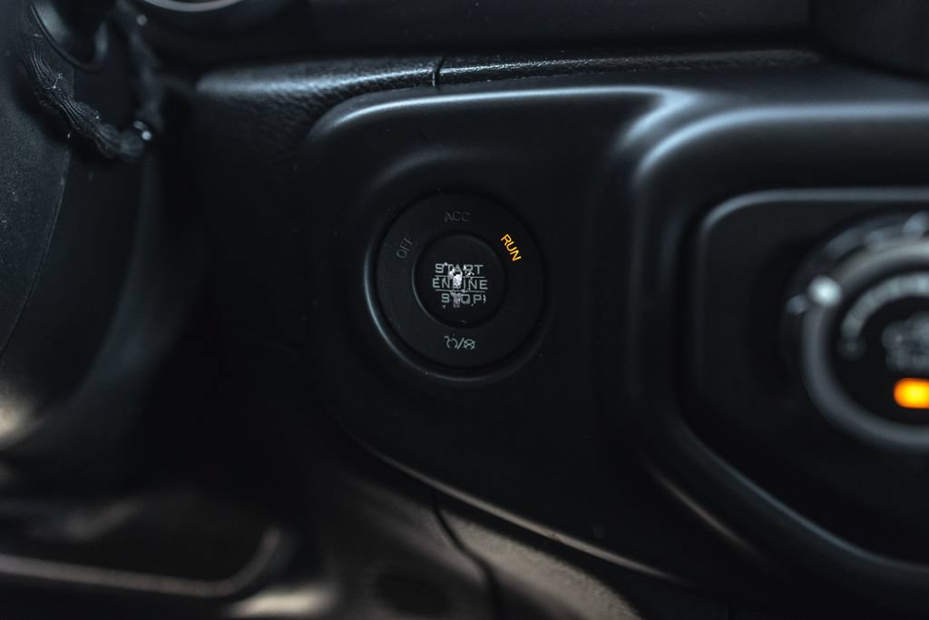 Used 2019 Jeep Wrangler Unlimited Sport S AWD/4WD image 12