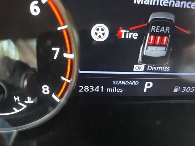 Used 2023 Nissan Rogue SV w/ SV Premium B Package FWD image 11