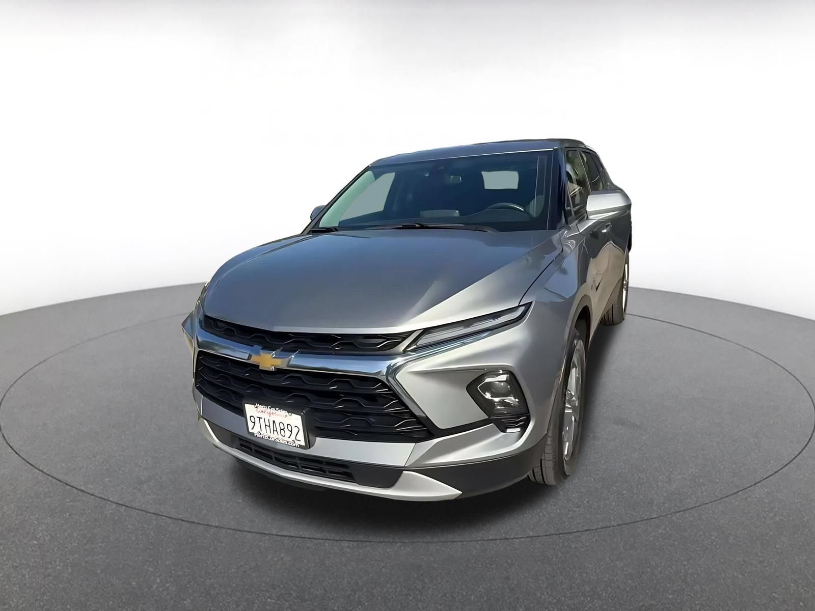 Used 2025 Chevrolet Blazer LT FWD image 6