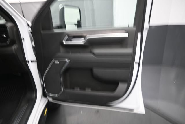 Used 2025 Chevrolet Silverado 2500 LTZ w/ LTZ Premium Package AWD/4WD image 12