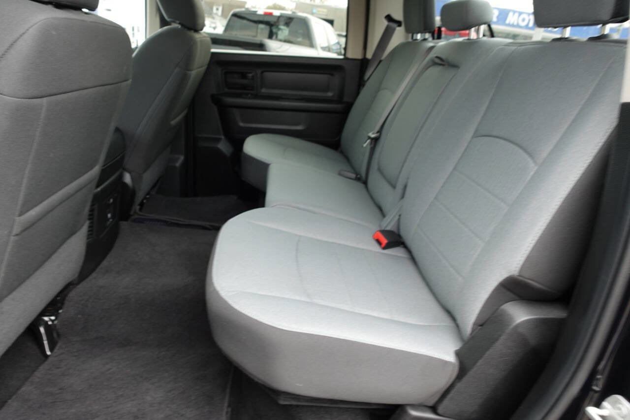 Used 2023 RAM 1500 Express w/ Wheel & Sound Group AWD/4WD image 23