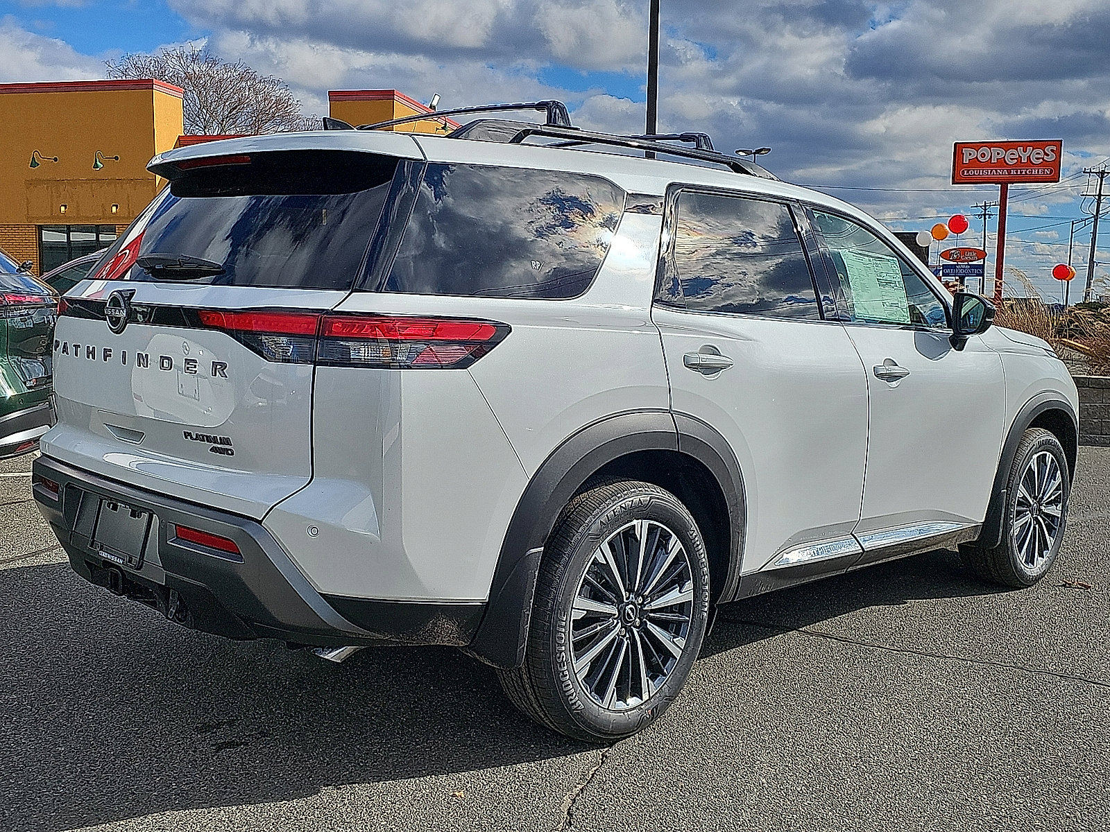 New 2026 Nissan Pathfinder Platinum AWD/4WD image 4