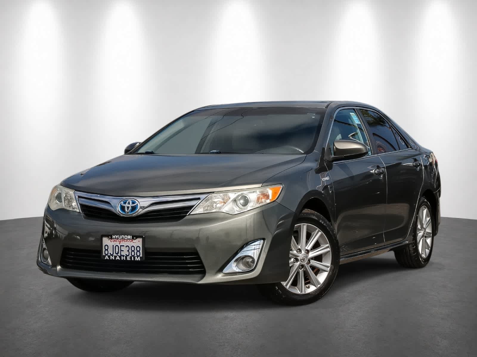 Used 2014 Toyota Camry XLE w/ Leather Package
