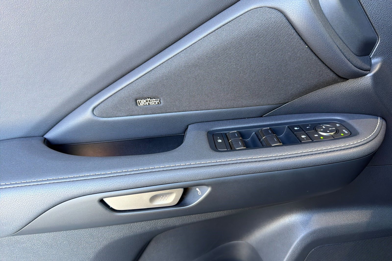 Certified 2025 Lexus TX 500h AWD w/ Technology Package image 12