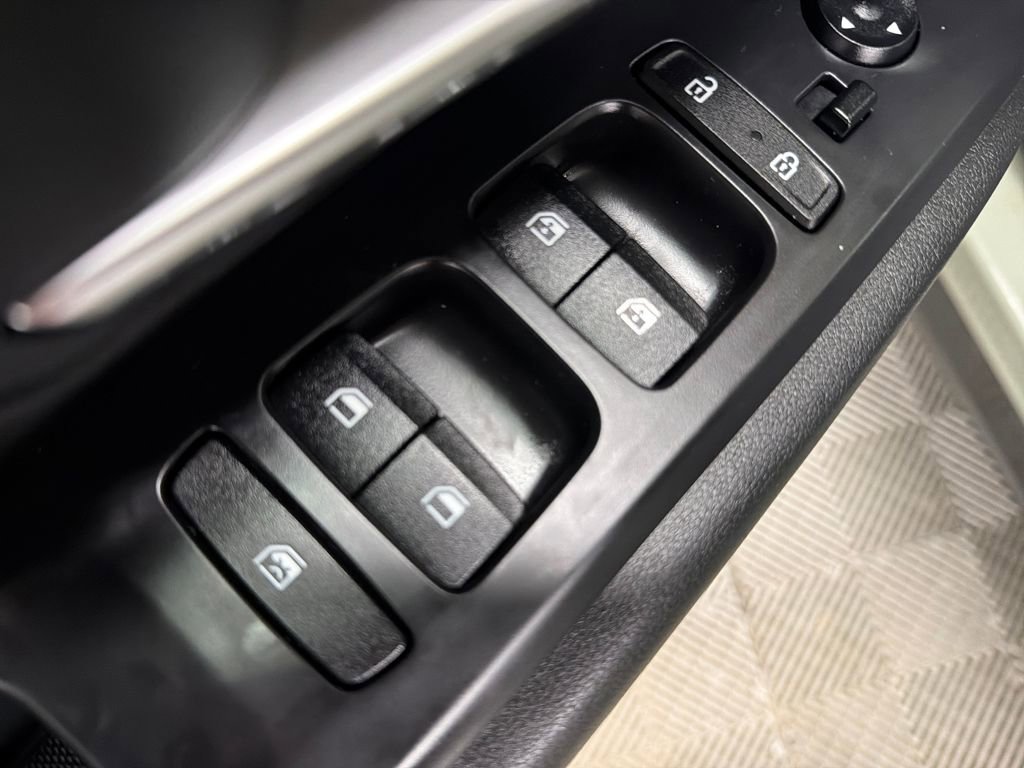 Used 2022 Hyundai Santa Cruz SEL Premium image 18