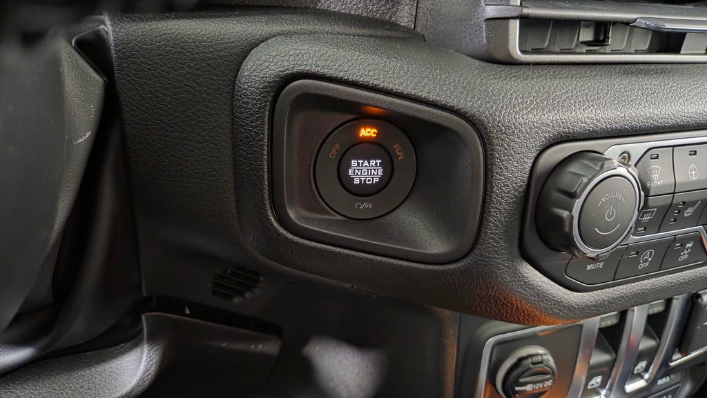 New 2026 Jeep Wrangler Willys AWD/4WD image 21