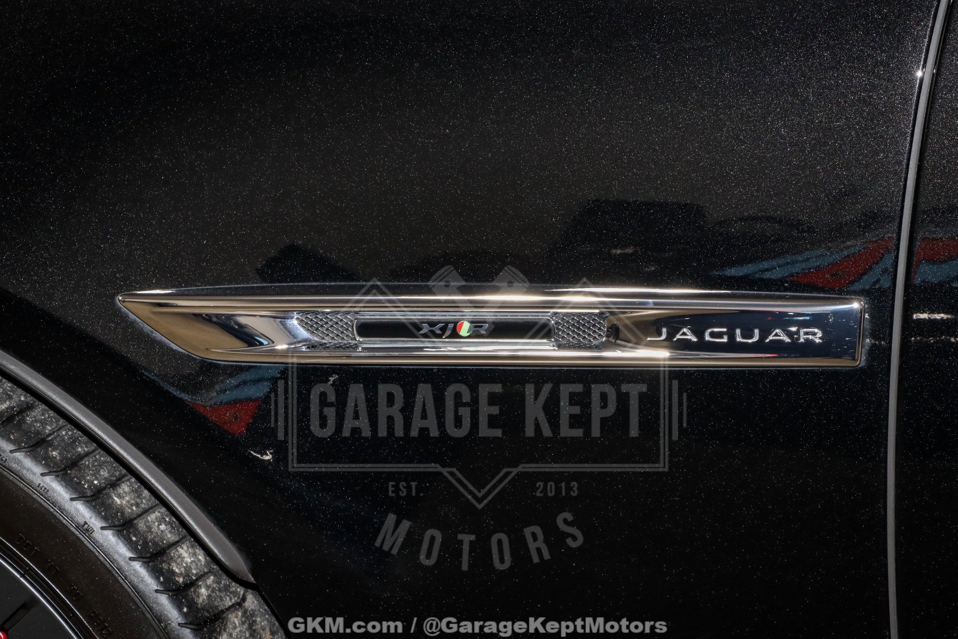 Used 2015 Jaguar XJ R LWB image 29