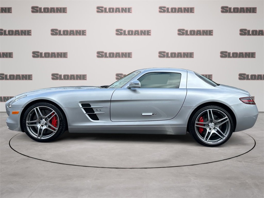 Used 2012 Mercedes-Benz SLS AMG Coupe image 2