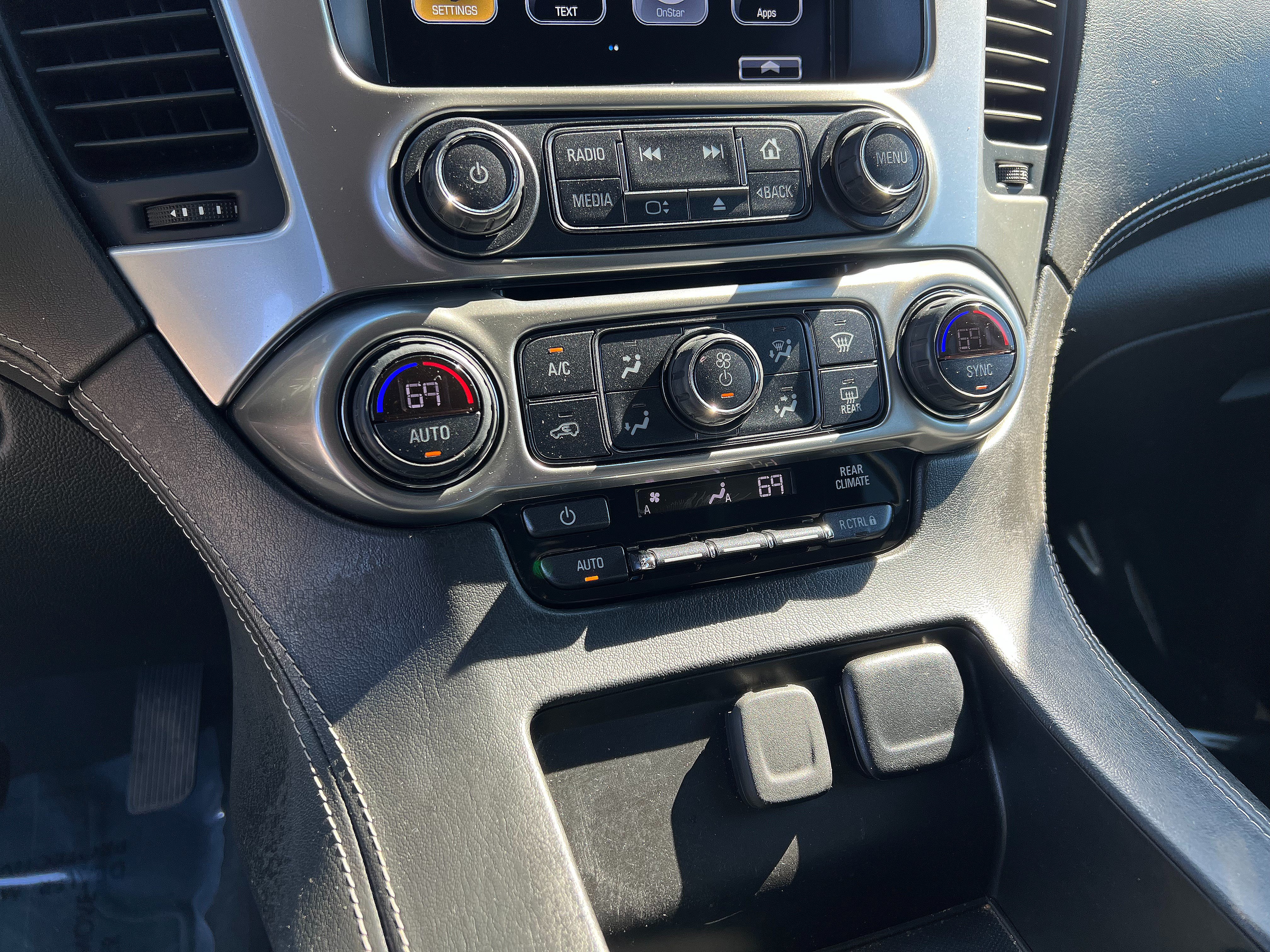 Used 2019 Chevrolet Tahoe LS AWD/4WD image 16