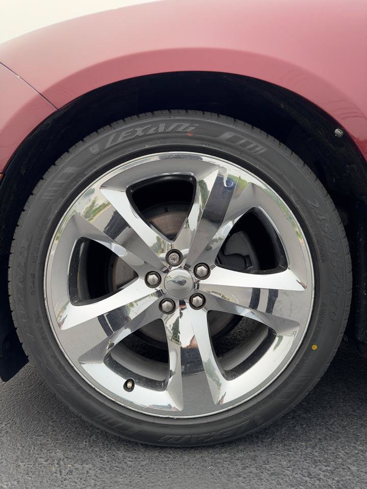 Used 2017 Dodge Charger SE RWD image 16