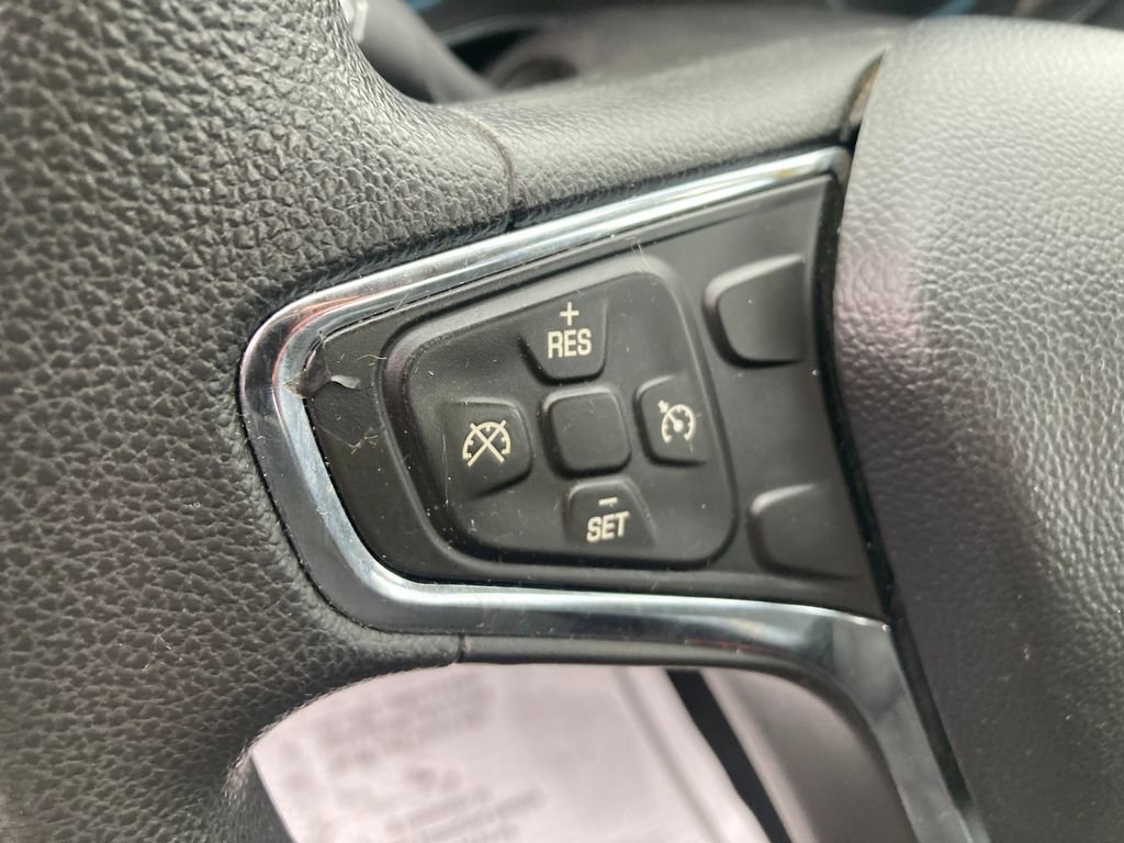 Used 2017 Chevrolet Cruze LT w/ Convenience Package FWD image 42