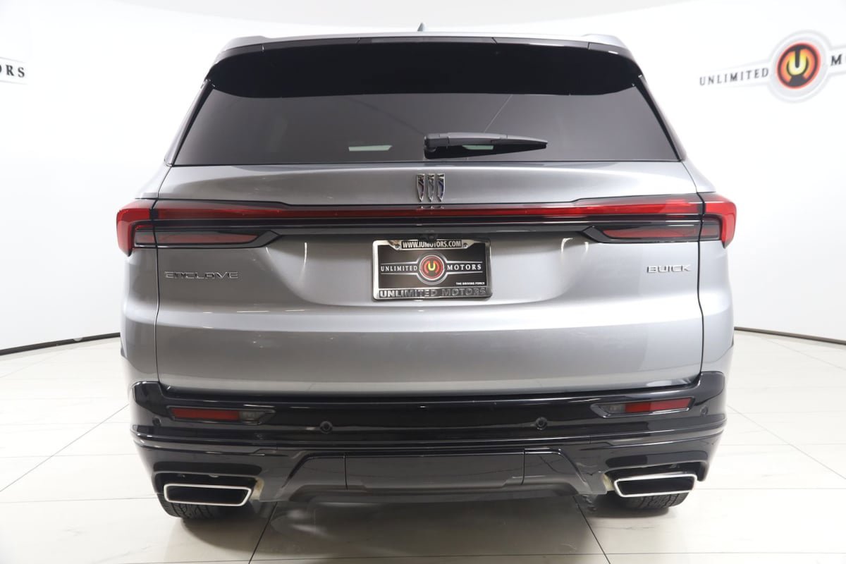 Used 2025 Buick Enclave Sport Touring FWD image 46