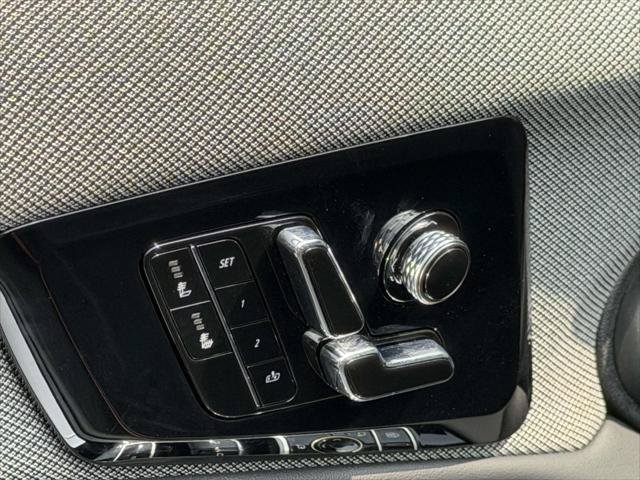 Used 2025 Cadillac Optiq Luxury 1 w/ LPO, Floor Liner Package AWD/4WD image 20