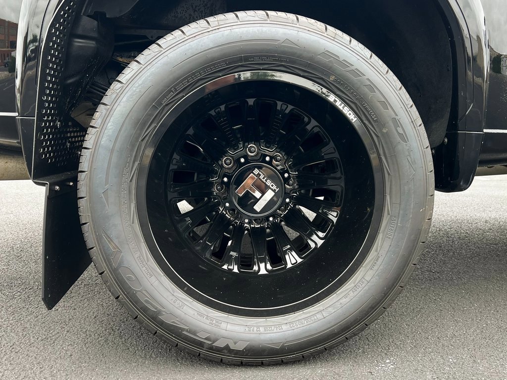 Used 2024 GMC Sierra 3500 Denali Ultimate image 19