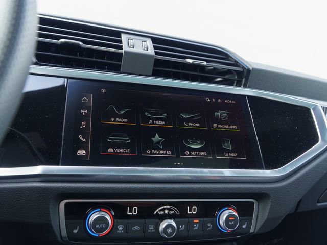 Used 2025 Audi Q3 2.0T Premium Plus w/ Premium Plus Package image 25
