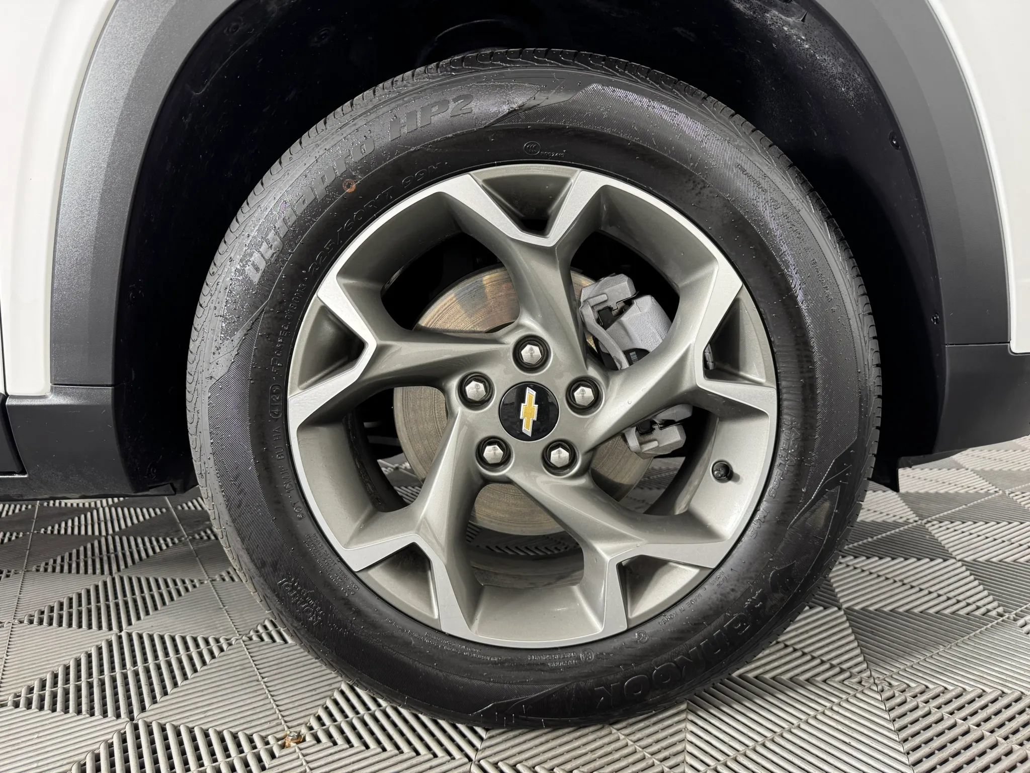 Used 2026 Chevrolet Trax LT FWD image 43