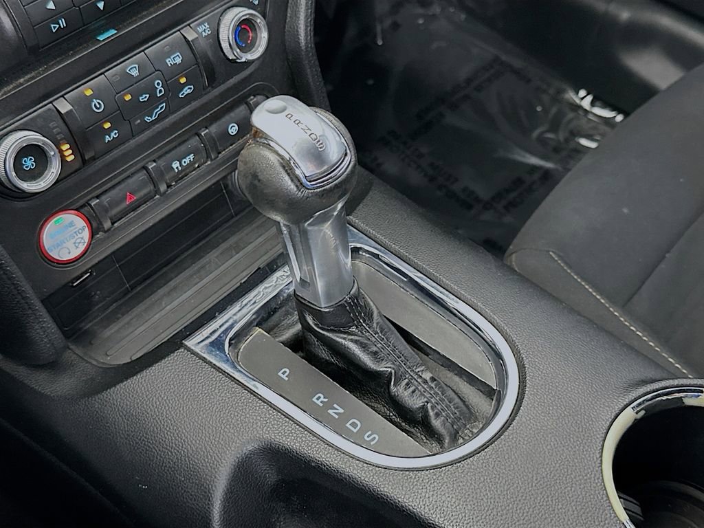 Used 2017 Ford Mustang GT RWD image 19