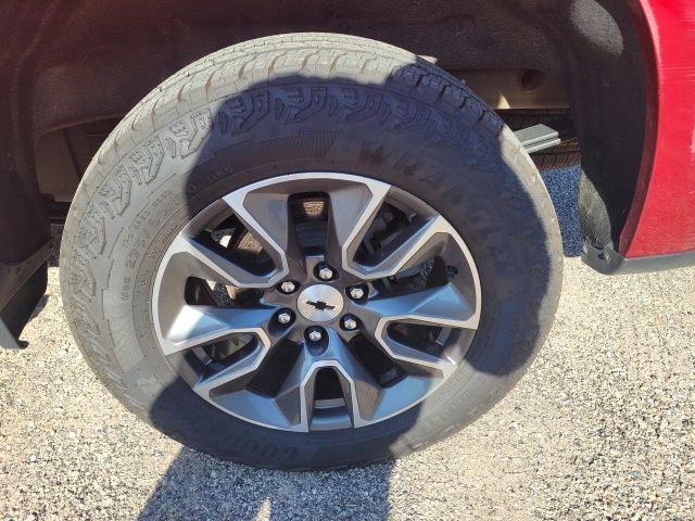 Used 2024 Chevrolet Silverado 1500 RST w/ Protection Package AWD/4WD image 14