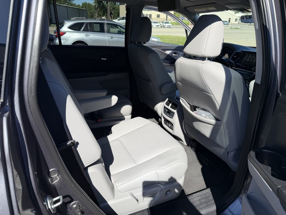 Used 2019 Honda Pilot Touring image 21