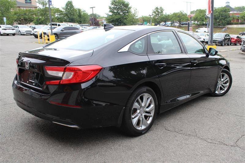 Used 2018 Honda Accord LX image 5