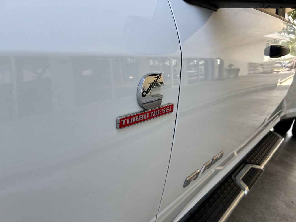 Used 2024 RAM 3500 Big Horn AWD/4WD image 15