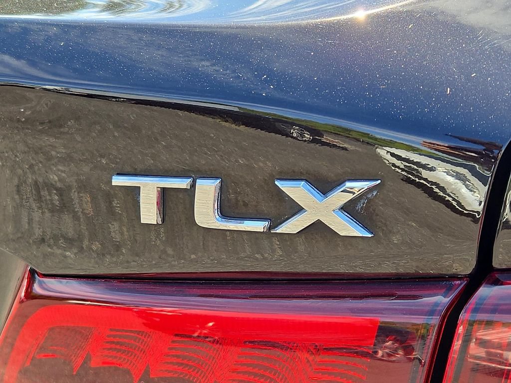 Used 2017 Acura TLX w/ Technology Package FWD image 30