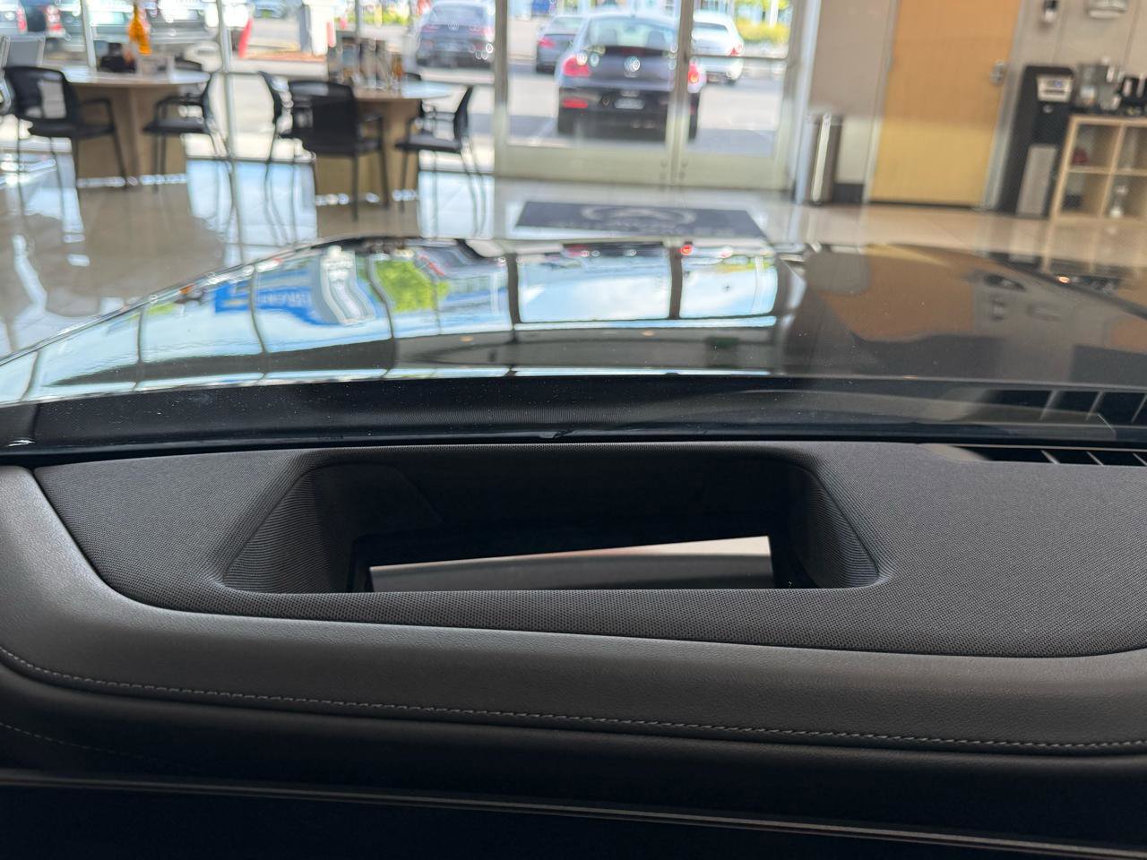 Used 2024 BMW 740i w/ Premium Package image 15