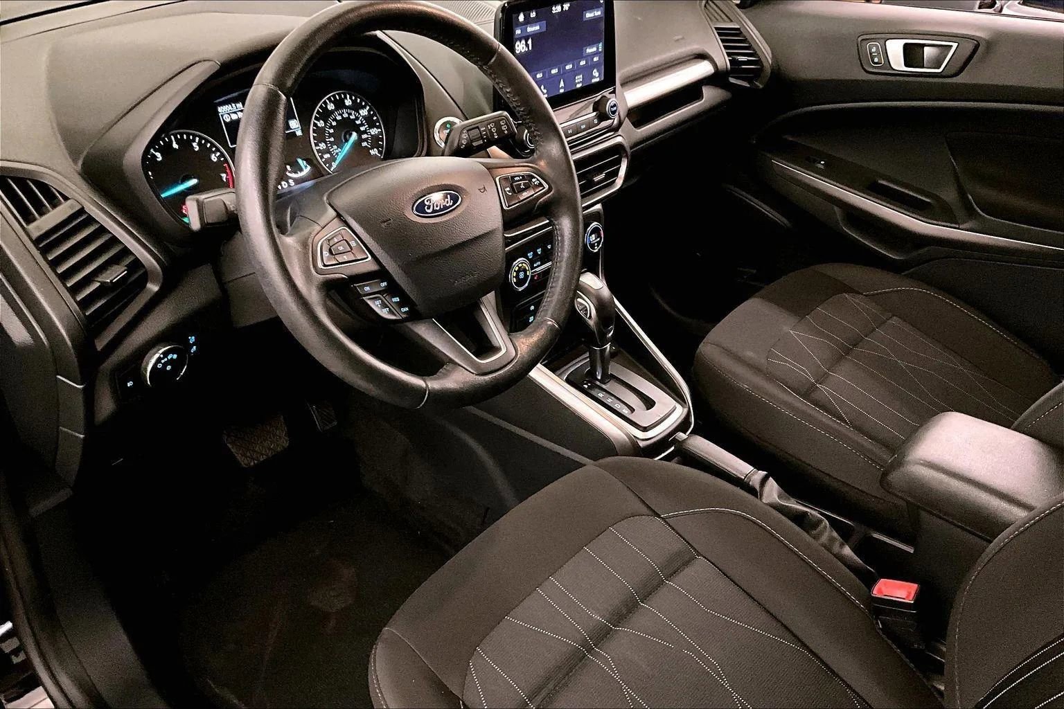 Used 2019 Ford EcoSport SE w/ SE Convenience Package image 12