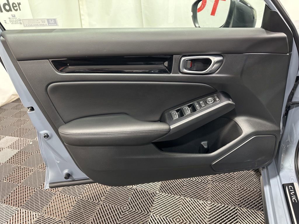 Used 2025 Honda Civic Sport Touring image 23
