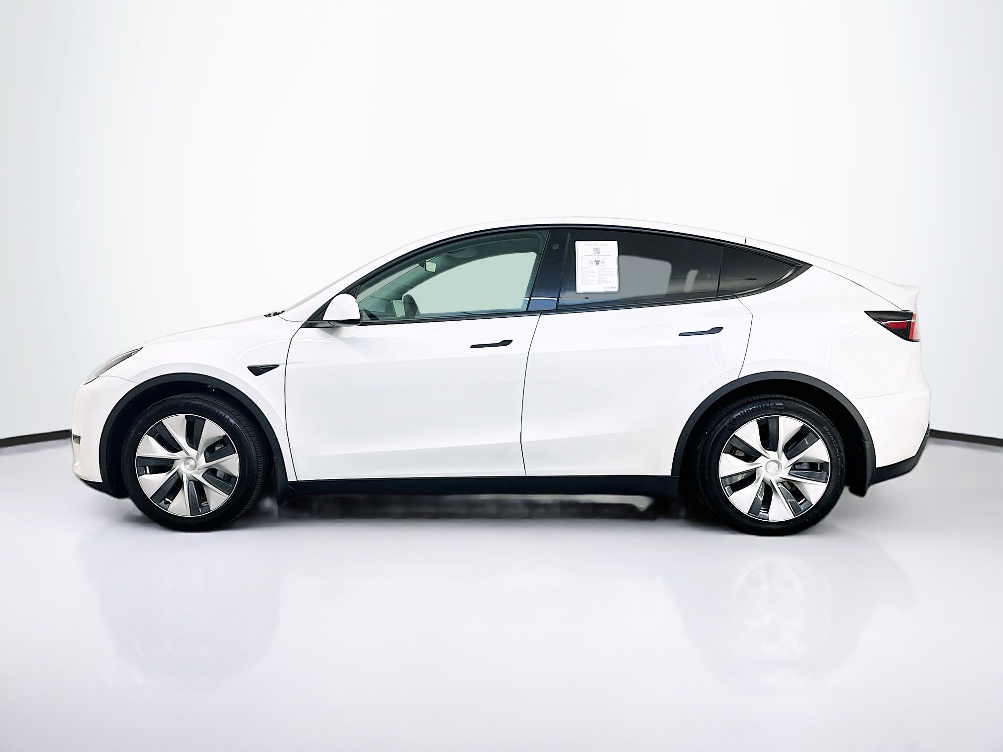 Used 2021 Tesla Model Y Long Range image 4