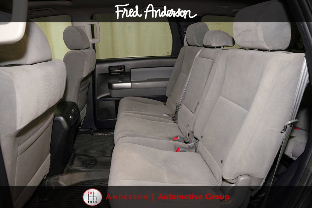 Used 2022 Toyota Sequoia SR5 AWD/4WD image 8