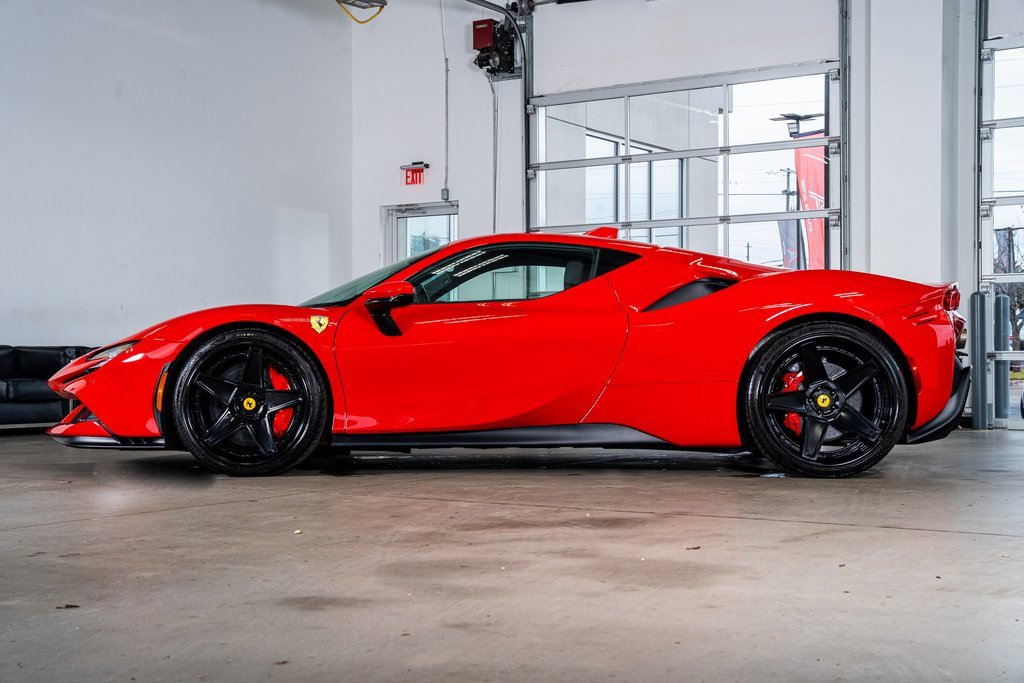 Used 2024 Ferrari SF90 Stradale image 8