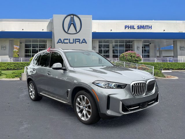 Used 2026 BMW X5 xDrive40i AWD/4WD image 3