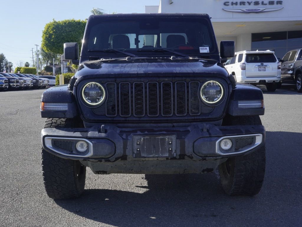 Used 2024 Jeep Gladiator Sport image 9