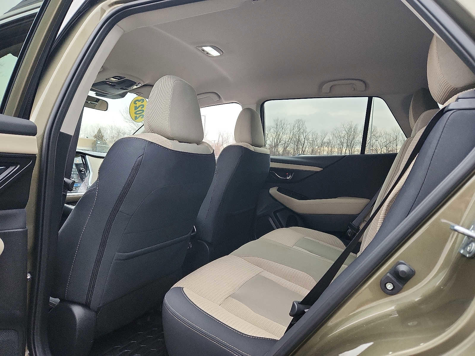 Used 2023 Subaru Outback Premium image 10