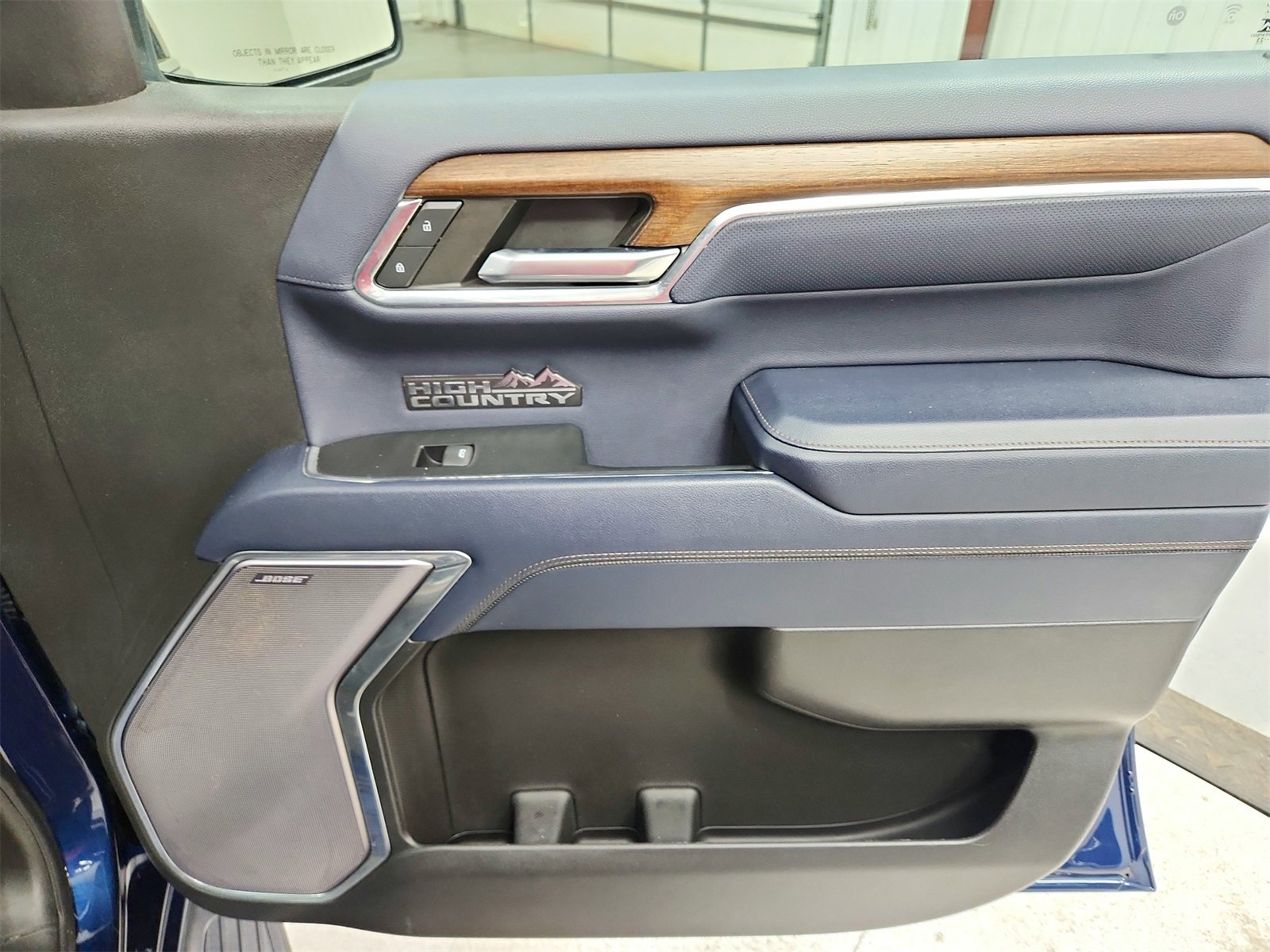 Used 2023 Chevrolet Silverado 1500 High Country w/ Technology Package image 42