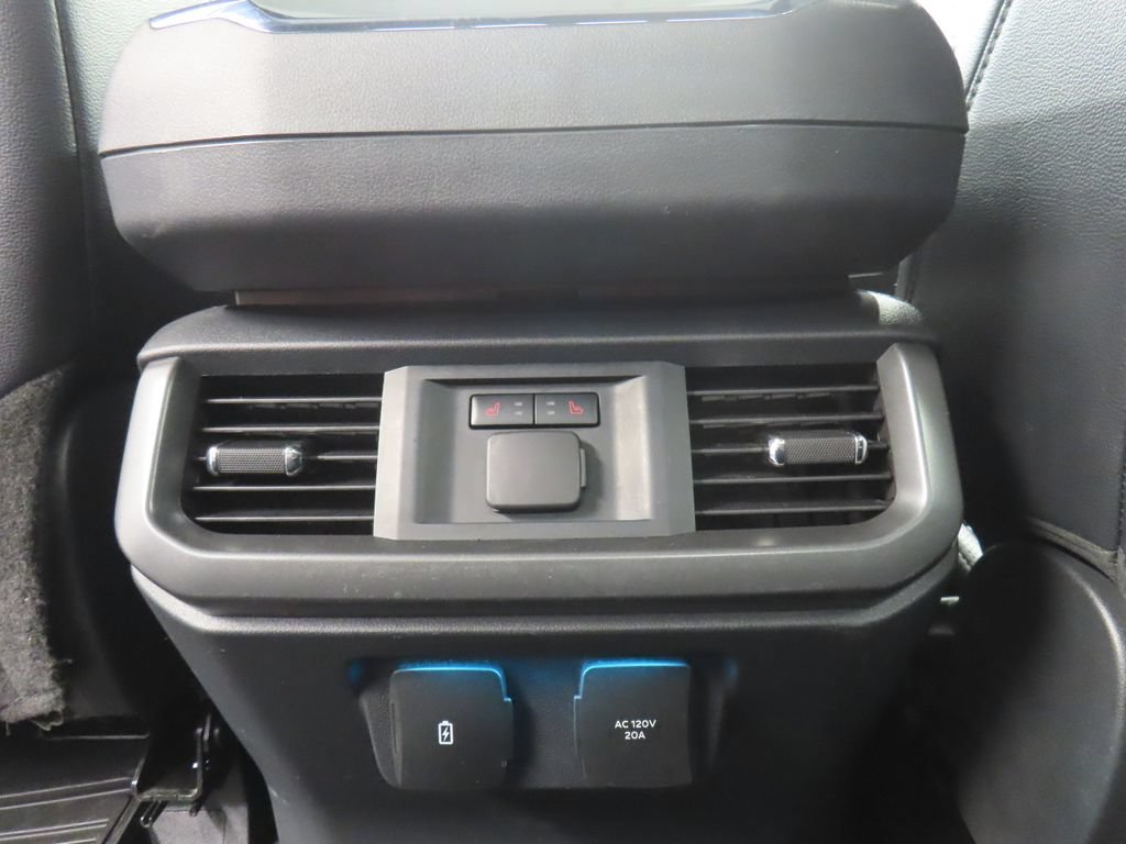 Used 2024 Ford F150 Lariat w/ Equipment Group 502A High AWD/4WD image 17