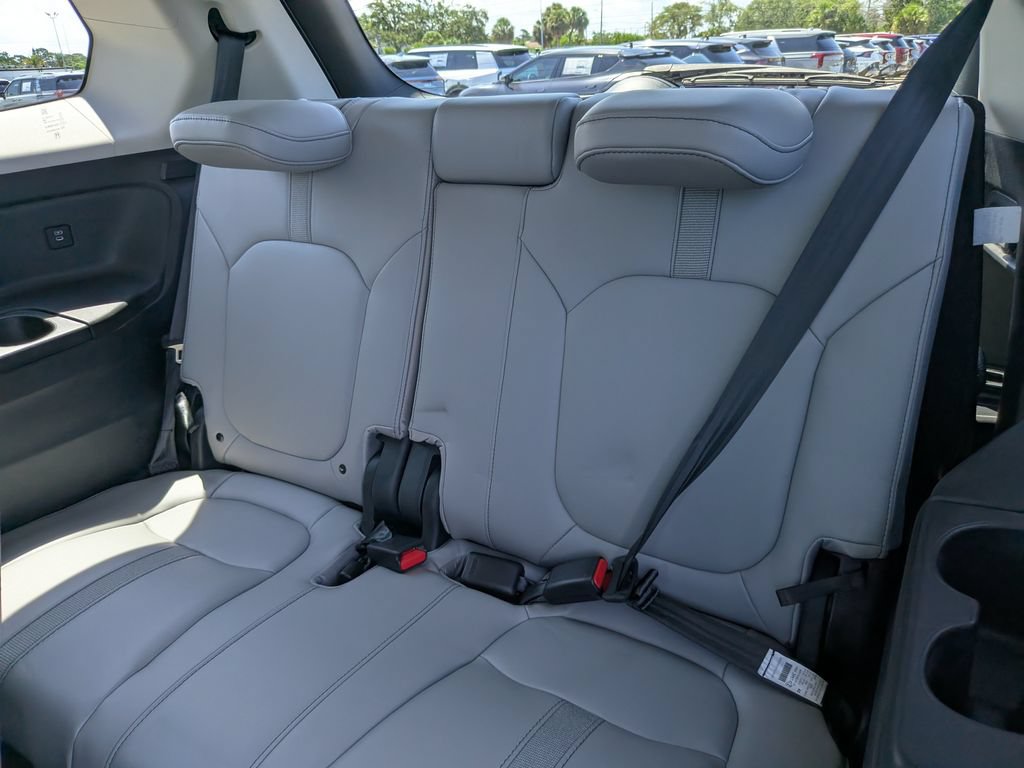 Used 2025 Honda Pilot EX-L image 20